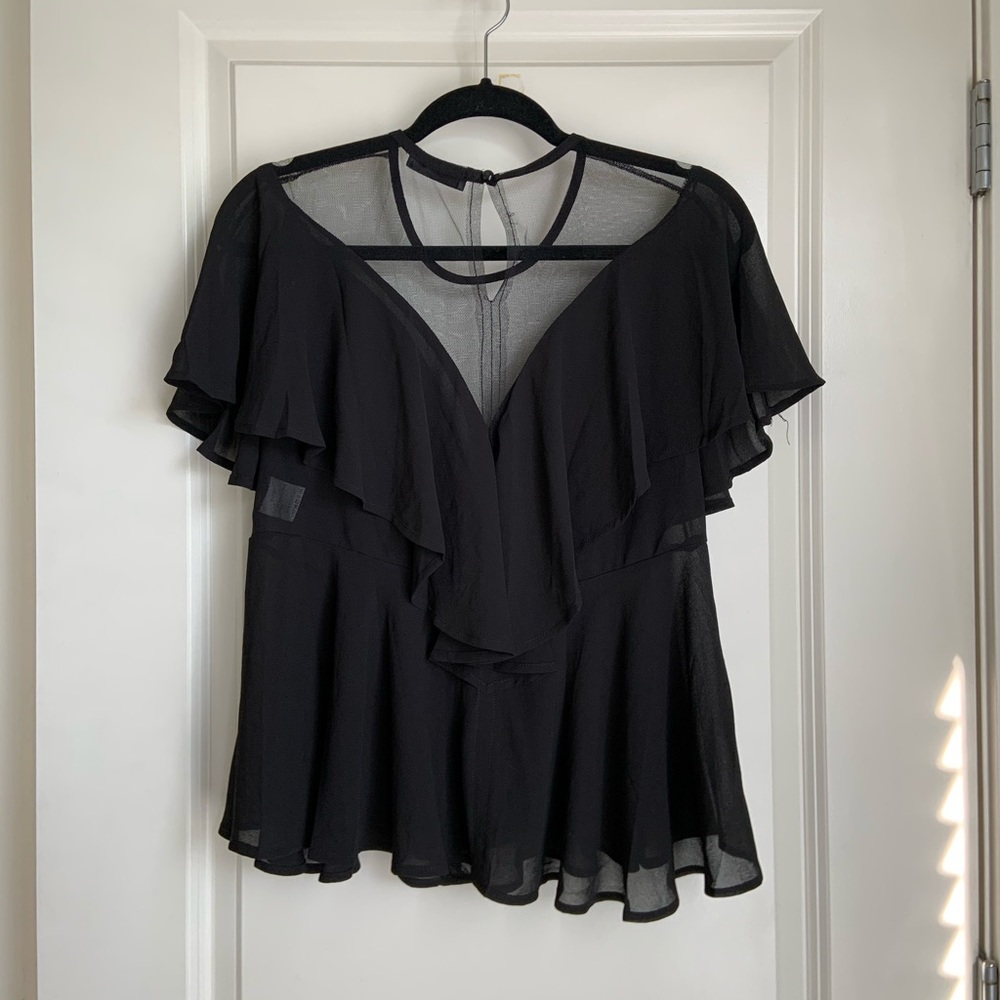 SHEIN Top - Picture 4 of 6